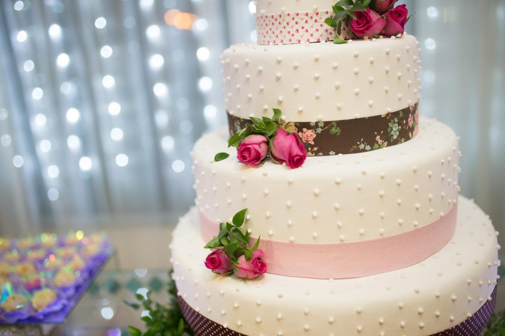 Cake: Valentine's Day Inspired Wedding Ideas | Indian Ridge, Hudson Valley Wedding Venue